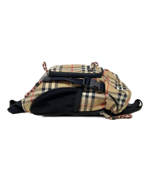 BURBERRY（バーバリー）BURBERRY (バーバリー) ナイロンノバチェックボディーバッグ ベージュの古着・服飾アイテム