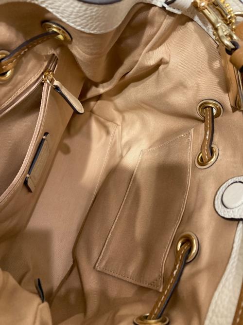 COACH（コーチ）COACH (コーチ) 2WAYバッグ ホワイトの古着・服飾アイテム