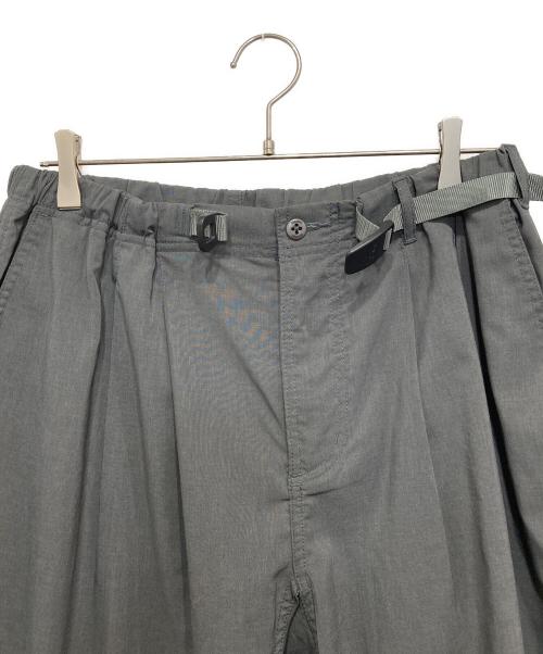 GRAMICCI（グラミチ）GRAMICCI (グラミチ) 〈別注〉2タックワイドテーパードパンツ グレー サイズ:Lの古着・服飾アイテム