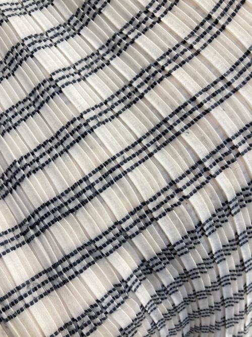 HER LIP TO（ハーリップトゥ）HER LIP TO (ハーリップトゥ) ボウタイワンピース ベージュ サイズ:Sの古着・服飾アイテム