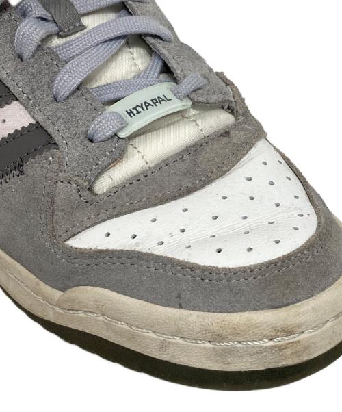 adidas（アディダス）adidas (アディダス) FORUM 84 LOW HOME ALONE/フォーラム ロー ホームアローン グレー サイズ:26.5の古着・服飾アイテム