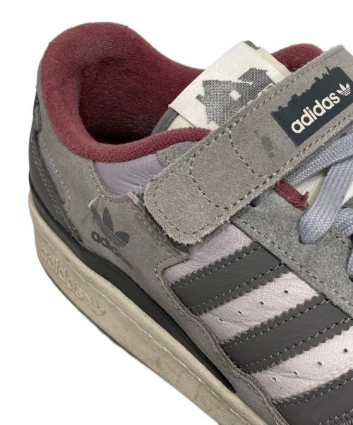 adidas（アディダス）adidas (アディダス) FORUM 84 LOW HOME ALONE/フォーラム ロー ホームアローン グレー サイズ:26.5の古着・服飾アイテム