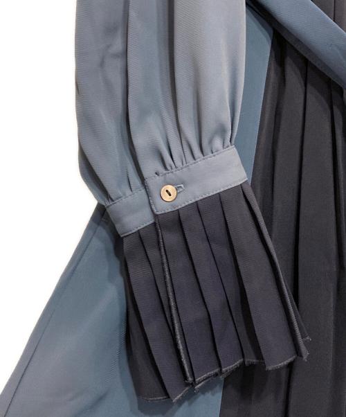 HARE（ハレ）HARE (ハレ) アシンメトリー配色プリーツワンピース ネイビー×ブルー サイズ:Ｆの古着・服飾アイテム