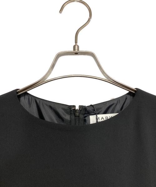 MARW UNITED ARROWS（マルゥ ユナイテッドアローズ）MARW UNITED ARROWS (マルゥ ユナイテッドアローズ) レイヤード ノースリーブ ワンピース ブラック サイズ:３８の古着・服飾アイテム