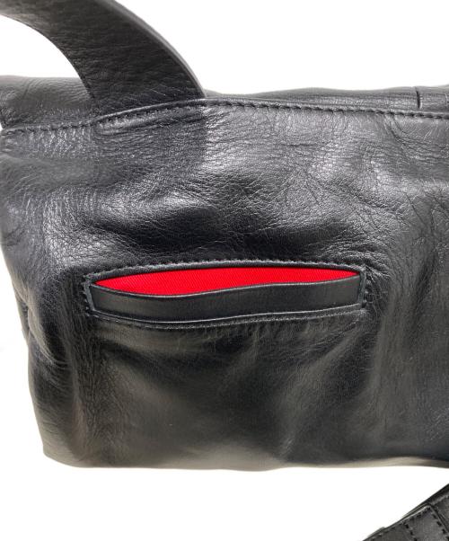 kawa-kawa（カワカワ）kawa-kawa (カワカワ) 【button】斜め掛けショルダーバッグ ブラック サイズ:-の古着・服飾アイテム