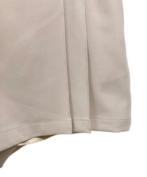 HER LIP TO（ハーリップトゥ）HER LIP TO (ハーリップトゥ) Front Tuck Twill Shorts ベージュ サイズ:Sの古着・服飾アイテム