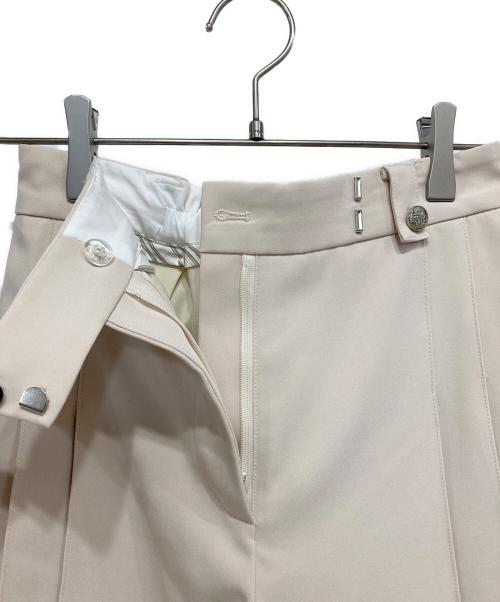 HER LIP TO（ハーリップトゥ）HER LIP TO (ハーリップトゥ) Front Tuck Twill Shorts ベージュ サイズ:Sの古着・服飾アイテム