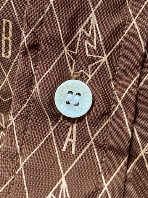 A BATHING APE（アベイシングエイプ）A BATHING APE (アベイシングエイプ) 半袖シャツ ブラウン サイズ:Mの古着・服飾アイテム