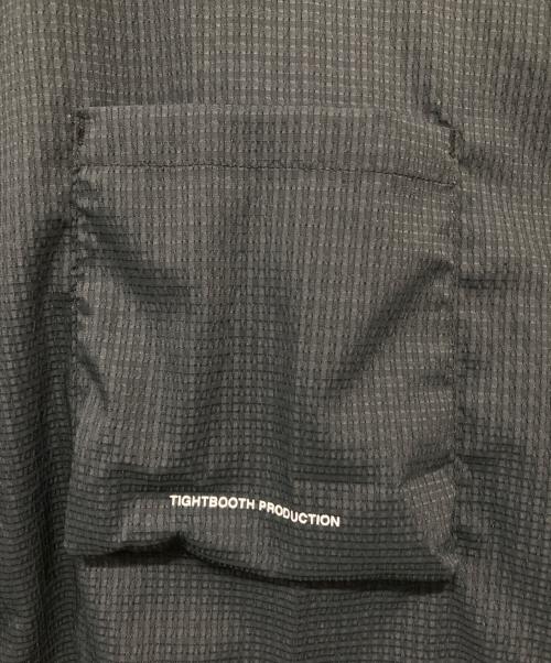 TIGHTBOOTH PRODUCTION（タイトブースプロダクション）TIGHTBOOTH PRODUCTION (タイトブースプロダクション) SEERSUCKER ROLL UP SHIRT ブラック サイズ:XLの古着・服飾アイテム