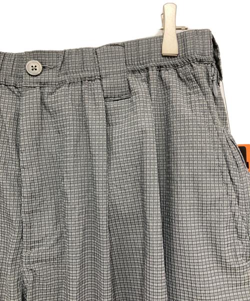 TIGHTBOOTH PRODUCTION（タイトブースプロダクション）TIGHTBOOTH PRODUCTION (タイトブースプロダクション) SEERSUCKER BIG SHORTS グレー サイズ:XXLの古着・服飾アイテム