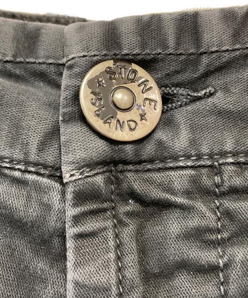 STONE ISLAND（ストーンアイランド）STONE ISLAND (ストーンアイランド) カーゴショーツ ブラック サイズ:W31の古着・服飾アイテム