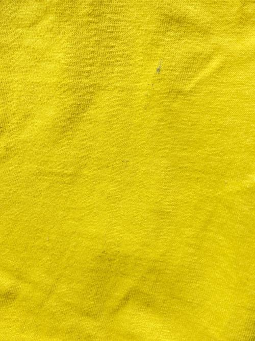 SUPREME（シュプリーム）Supreme (シュプリーム) Bed Tee イエロー サイズ:Sの古着・服飾アイテム