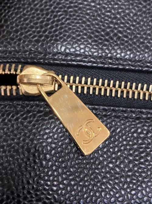 CHANEL（シャネル）CHANEL (シャネル) キャビアスキンチェーンショルダーバッグ ブラックの古着・服飾アイテム