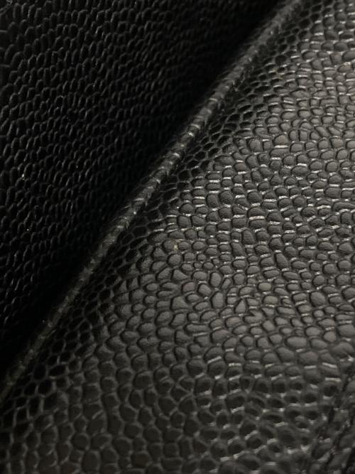 CHANEL（シャネル）CHANEL (シャネル) キャビアスキンチェーンショルダーバッグ ブラックの古着・服飾アイテム