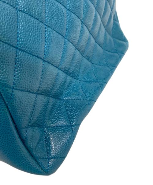 CHANEL（シャネル）CHANEL (シャネル) キャビアスキンチェーンショルダーバッグ ブルーの古着・服飾アイテム