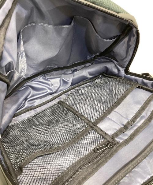 TRIDEAL（トライディール）TRIDEAL (トライディール) TOUGH BIG SLING BAG カーキの古着・服飾アイテム