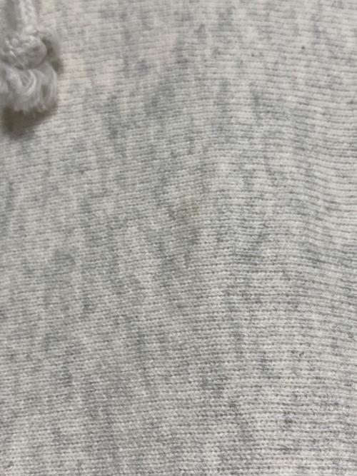 Champion REVERSE WEAVE（チャンピオン リバース ウィーブ）Champion REVERSE WEAVE (チャンピオン リバース ウィーブ) プルオーバーパーカー グレー サイズ:Mの古着・服飾アイテム