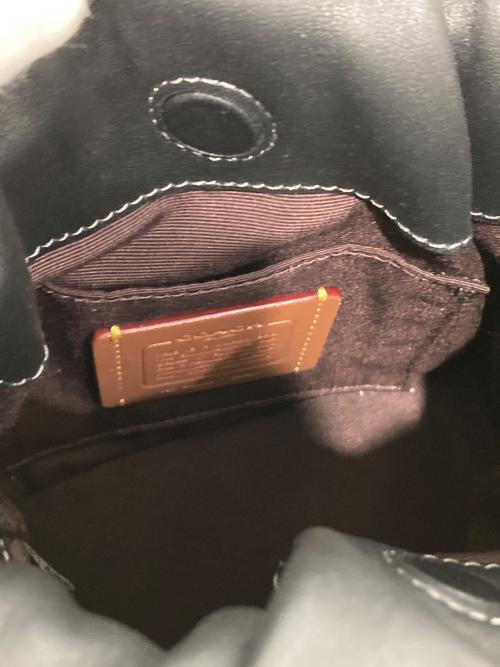 COACH（コーチ）COACH (コーチ) フェイ ミニ ドローストリング バッグ・ルーシング ブラックの古着・服飾アイテム