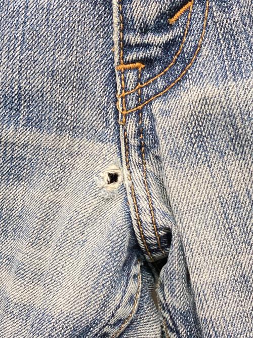 LEVI'S（リーバイス）LEVI'S (リーバイス) デニムパンツ インディゴ サイズ:W32 L33の古着・服飾アイテム