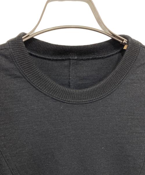 AKIKOAOKI（アキコアオキ）AKIKOAOKI (アキコアオキ) Puffed T‐shirts ブラック サイズ:Fの古着・服飾アイテム