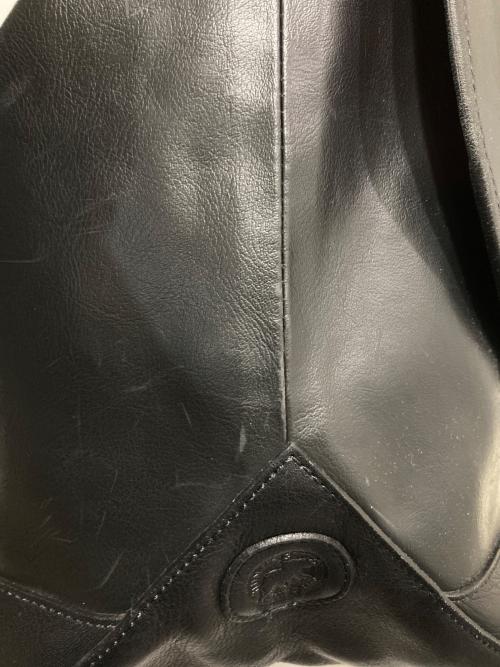 HUNTING WORLD（ハンティングワールド）HUNTING WORLD (ハンティングワールド) メッセンジャーバッグ ブラックの古着・服飾アイテム