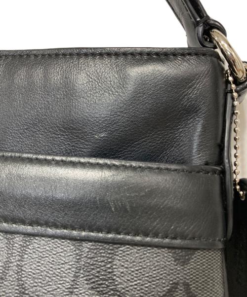 COACH（コーチ）COACH (コーチ) シグネチャーショルダーバッグ ブラックの古着・服飾アイテム