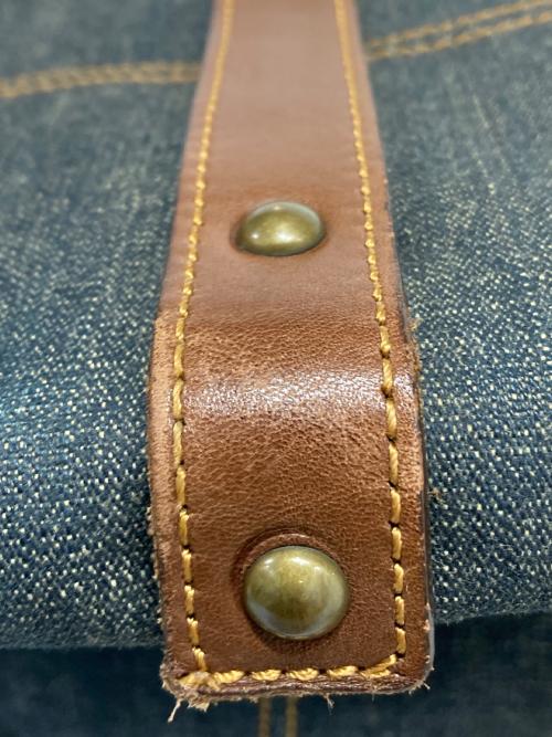BURBERRY BLUE LABEL（バーバリー ブルー レーベル）BURBERRY BLUE LABEL (バーバリー ブルー レーベル) デニムロゴプレートハンドバッグ インディゴの古着・服飾アイテム