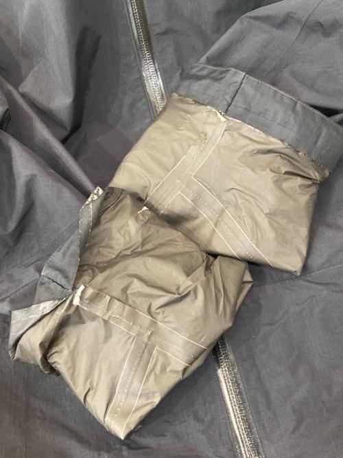 ARC'TERYX（アークテリクス）ARC'TERYX (アークテリクス) BETA SL JACKET ブラック サイズ:Mの古着・服飾アイテム