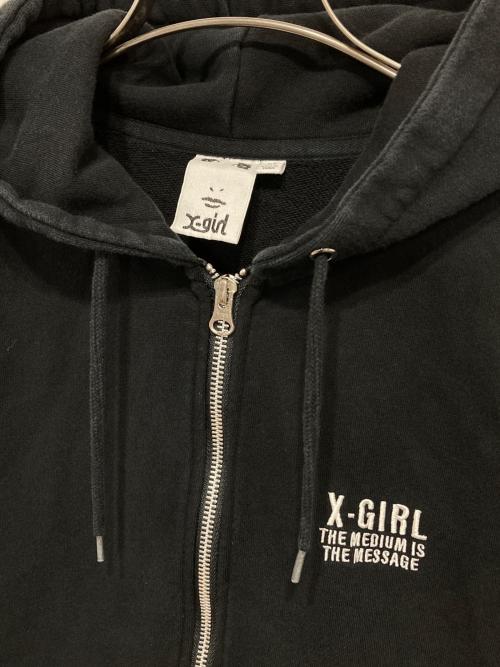 X-GIRL（エックスガール）X-girl (エックスガール) CIRCLE MESSAGE AND FACE ZIP UP SWEAT HOODIE ブラック サイズ:Mの古着・服飾アイテム