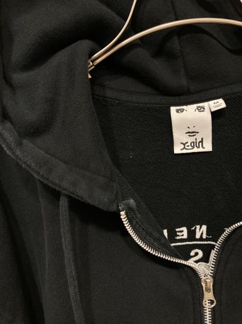 X-GIRL（エックスガール）X-girl (エックスガール) CIRCLE MESSAGE AND FACE ZIP UP SWEAT HOODIE ブラック サイズ:Mの古着・服飾アイテム
