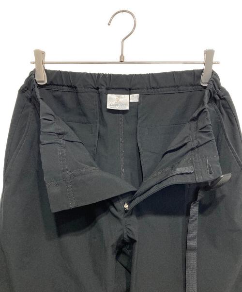 GRAMICCI（グラミチ）GRAMICCI (グラミチ) URBAN RESEARCH (アーバンリサーチ) 別注SOLOTEXストレッチタックパンツ ブラック サイズ:Mの古着・服飾アイテム