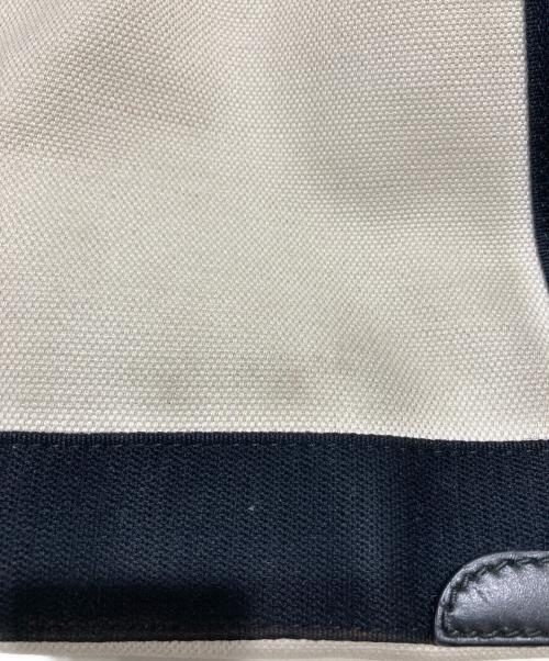 BALENCIAGA（バレンシアガ）BALENCIAGA (バレンシアガ) トートバッグ ホワイト×ブラック サイズ:-の古着・服飾アイテム