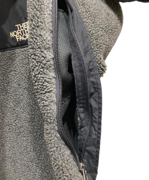 THE NORTH FACE（ザ ノース フェイス）THE NORTH FACE (ザ ノース フェイス) デナリジャケット グレー×ブラック サイズ:Lの古着・服飾アイテム