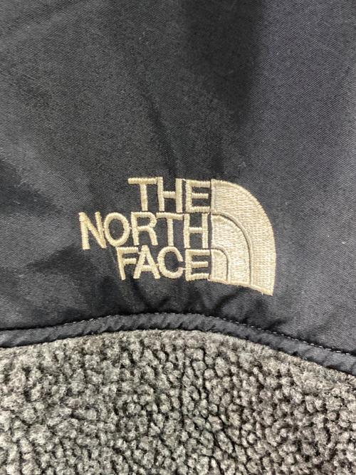THE NORTH FACE（ザ ノース フェイス）THE NORTH FACE (ザ ノース フェイス) デナリジャケット グレー×ブラック サイズ:Lの古着・服飾アイテム