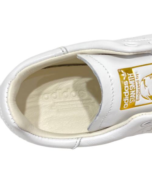 adidas（アディダス）adidas (アディダス) スニーカー ホワイト サイズ:23.0の古着・服飾アイテム