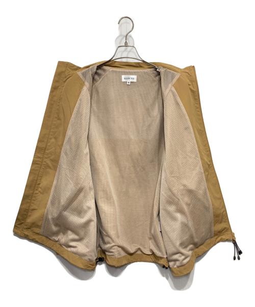 ALOUND（アラウンド）ALOUND (アラウンド) WIDE NYLON TRACK JACKET ベージュ×ブラック サイズ:Mの古着・服飾アイテム