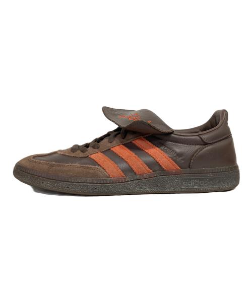 adidas（アディダス）adidas (アディダス) スニーカー ブラウン サイズ:27の古着・服飾アイテム