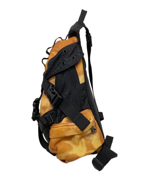 OAKLEY（オークリー）OAKLEY (オークリー) icon mini backpack ブラック×イエローの古着・服飾アイテム