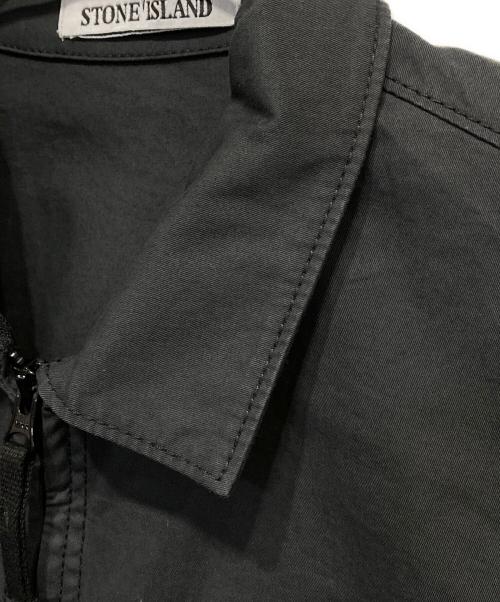 STONE ISLAND（ストーンアイランド）STONE ISLAND (ストーンアイランド) ガーメントダイスーピマコットンストレッチツイルシャツブルゾン グレー サイズ:Mの古着・服飾アイテム