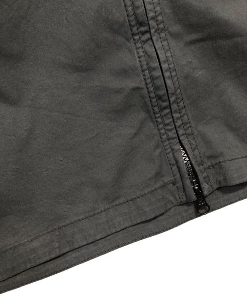 STONE ISLAND（ストーンアイランド）STONE ISLAND (ストーンアイランド) ガーメントダイスーピマコットンストレッチツイルシャツブルゾン グレー サイズ:Mの古着・服飾アイテム