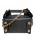masu (エムエーエスユー) LEATHER CAKE BAG ブラック：32000円
