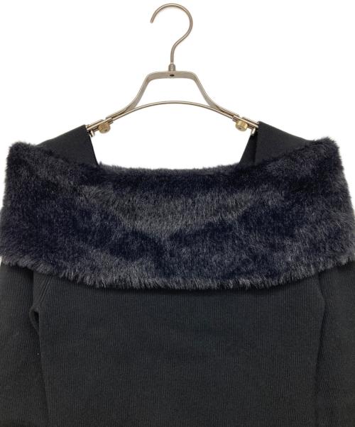 JUSGLITTY（ジャスグリッティー）JUSGLITTY (ジャスグリッティー) ファーリーオフショルニット ブラック サイズ:2の古着・服飾アイテム