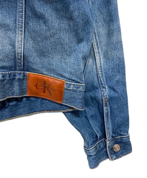 Calvin Klein Jeans（カルバンクラインジーンズ）Calvin Klein Jeans (カルバンクラインジーンズ) 90’S トラッカーデニムブルゾン インディゴ サイズ:ASIA M/US Sの古着・服飾アイテム