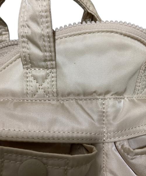beautiful people（ビューティフルピープル）beautiful people (ビューティフルピープル) POTR (ピー・オー・ティー・アール) helmet bag in nylon twill アイボリーの古着・服飾アイテム
