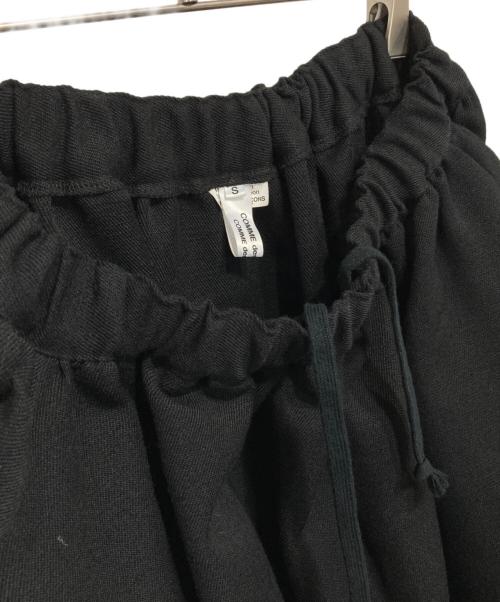 COMME des GARCONS COMME des GARCONS（コムデギャルソン コムデギャルソン）COMME des GARCONS COMME des GARCONS (コムデギャルソン コムデギャルソン) ウールギャバ変形スカート ブラック サイズ:Sの古着・服飾アイテム