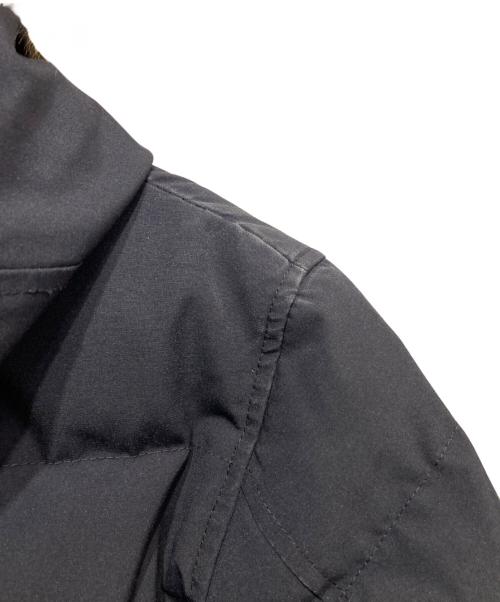 CANADA GOOSE（カナダグース）CANADA GOOSE (カナダグース) ダウンコート ブラック サイズ:Mの古着・服飾アイテム