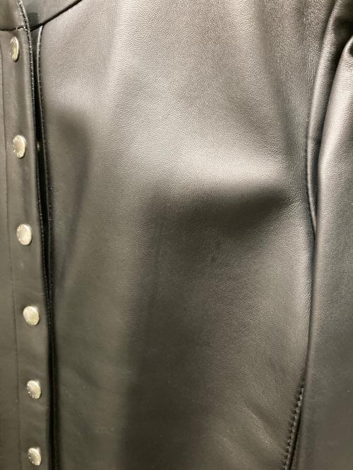 23区（ニジュウサンク）23区 (ニジュウサンク) レザーノーカラージャケット ブラック サイズ:38の古着・服飾アイテム