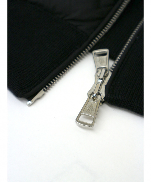 MONCLER（モンクレール）MONCLER (モンクレール) ニットスリーブライトダウンジャケット ブラック サイズ:M 19AW・「maglione tricot cardigan」の古着・服飾アイテム