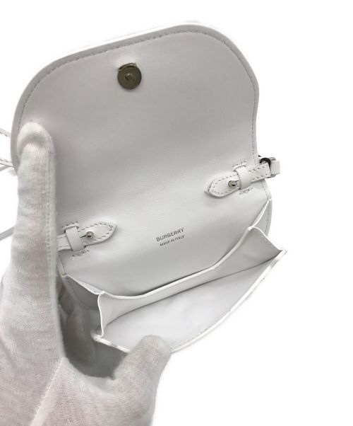 BURBERRY（バーバリー）BURBERRY (バーバリー) ミニオリンピアショルダーバッグ ホワイトの古着・服飾アイテム
