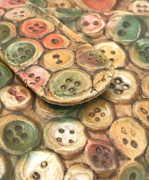 HIROKO HAYASHI（ヒロコ ハヤシ）HIROKO HAYASHI (ヒロコ ハヤシ) エレンディラフラップウォレット ブラウンの古着・服飾アイテム